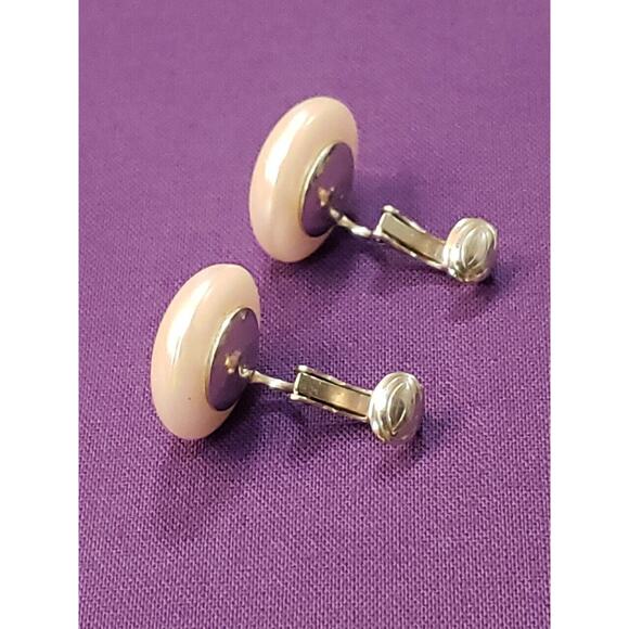 Vintage Sarah Coventry Clip On Earrings Round Off-White Faux Button Shape Pearls - Picture 7 of 9